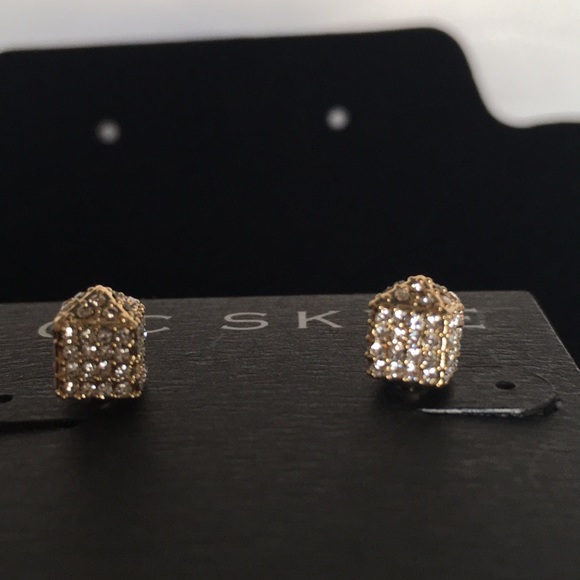 NWT CC Skye The Block Party Stud Earrings - Picture 5 of 6